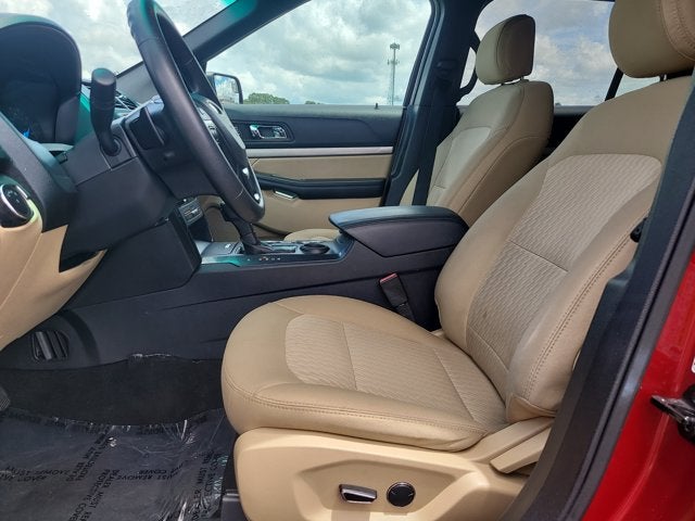 2017 Ford Explorer Base