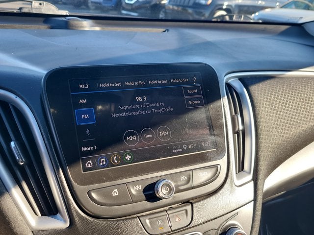 2022 Chevrolet Malibu LS