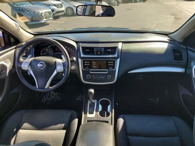 2016 Nissan Altima 2.5 SR
