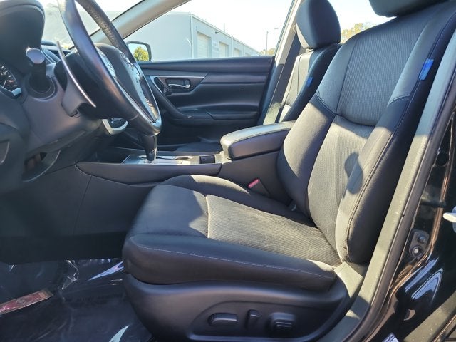 2016 Nissan Altima 2.5 SR