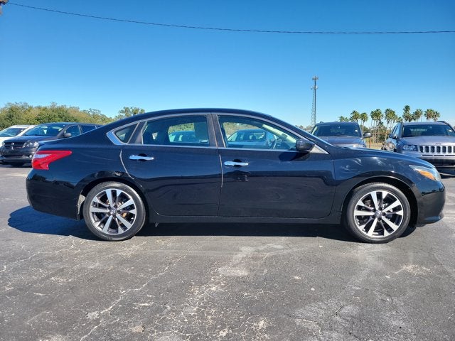 2016 Nissan Altima 2.5 SR