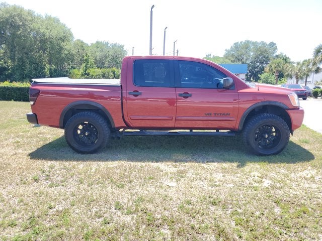 2015 Nissan Titan SV