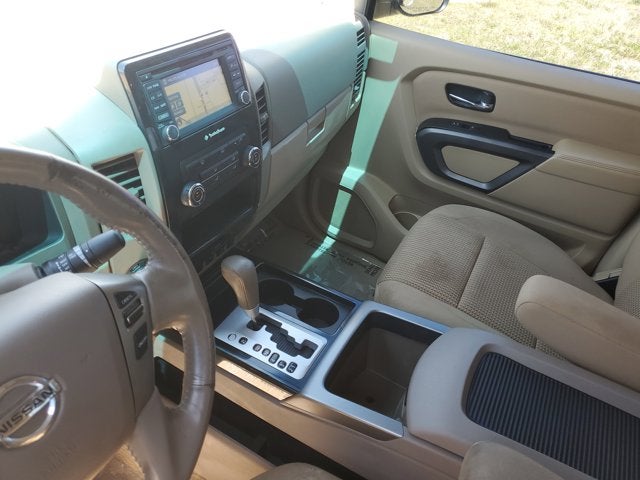 2015 Nissan Titan SV