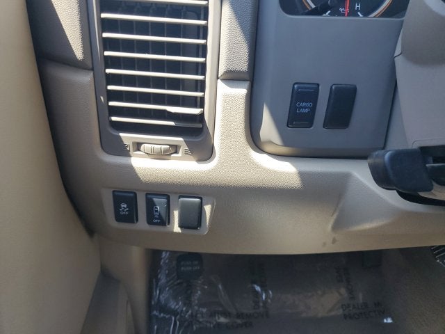 2015 Nissan Titan SV