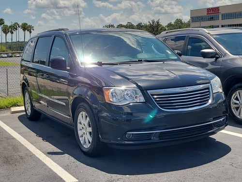 2016 Chrysler Town & Country Touring
