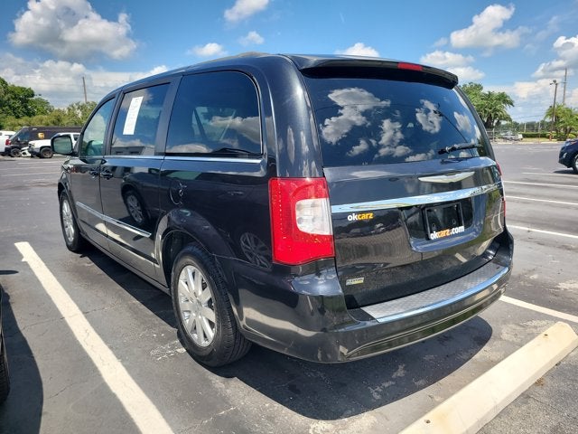 2016 Chrysler Town & Country Touring