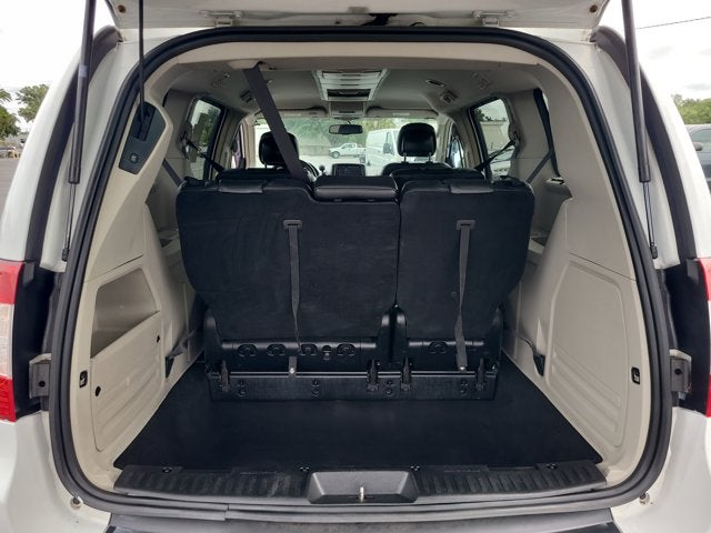 2016 Chrysler Town & Country Touring