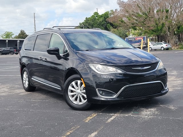 2019 Chrysler Pacifica Touring L
