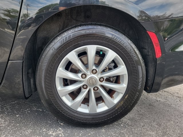 2019 Chrysler Pacifica Touring L
