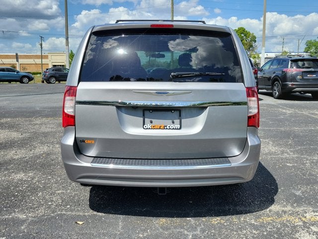 2014 Chrysler Town & Country Touring