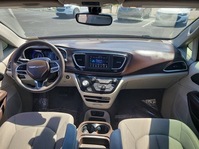 2018 Chrysler Pacifica Touring Plus