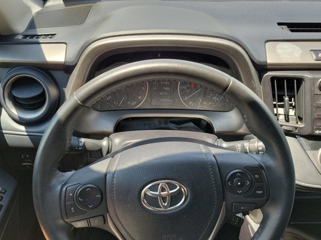 2017 Toyota RAV4 XLE
