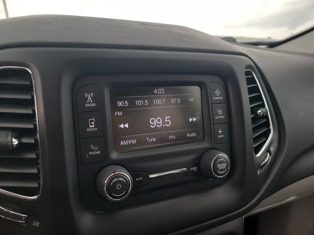 2018 Jeep Compass Latitude w/Sun/Wheel Pkg