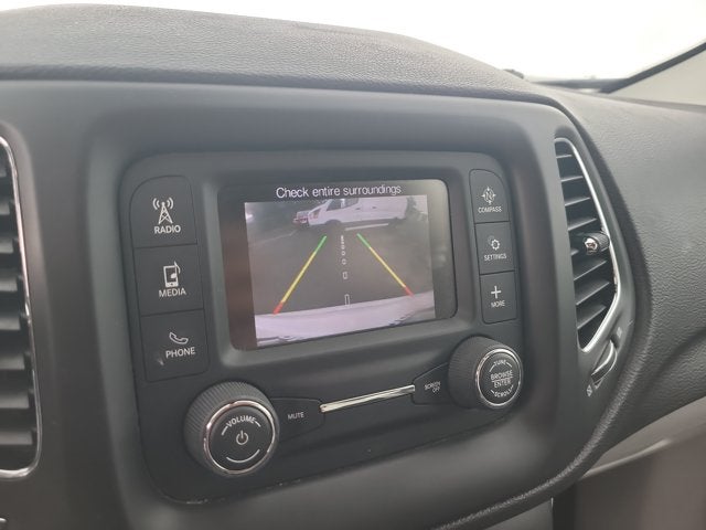 2018 Jeep Compass Latitude w/Sun/Wheel Pkg