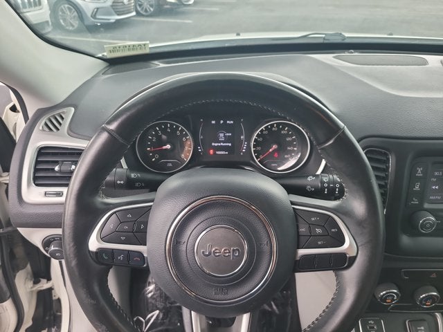 2018 Jeep Compass Latitude w/Sun/Wheel Pkg