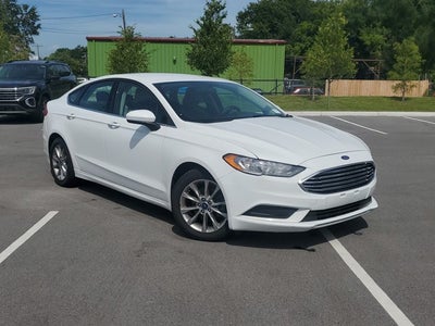 2017 Ford Fusion SE