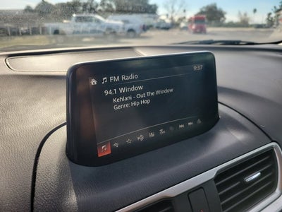 2017 Mazda Mazda3 5-Door Sport