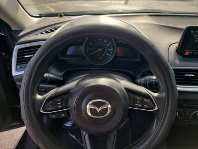 2017 Mazda Mazda3 5-Door Sport