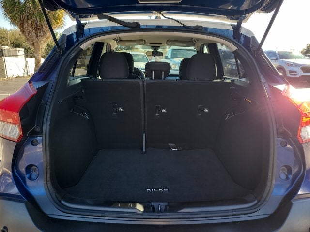 2020 Nissan Kicks SV