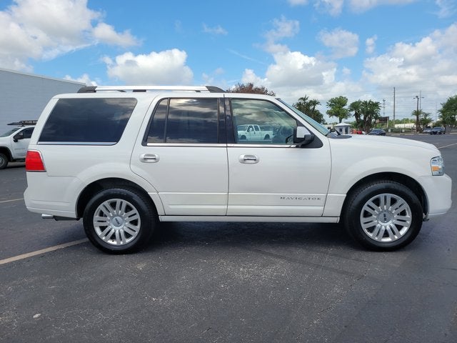 2013 Lincoln Navigator 2WD 4dr
