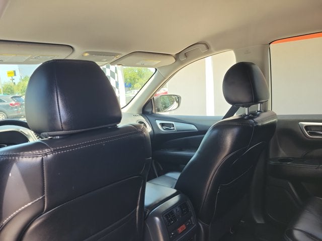 2020 Nissan Pathfinder SL