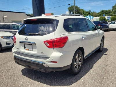 2020 Nissan Pathfinder SL