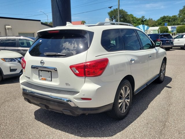2020 Nissan Pathfinder SL