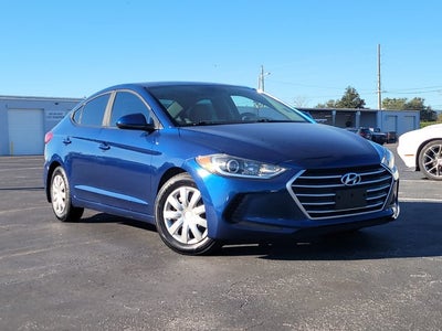 2017 Hyundai Elantra SE