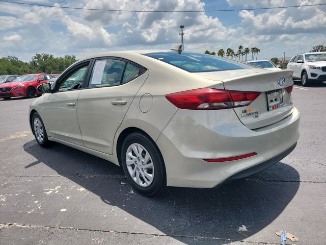 2017 Hyundai Elantra SE