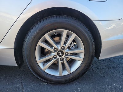 2016 Hyundai Sonata 2.4L SE