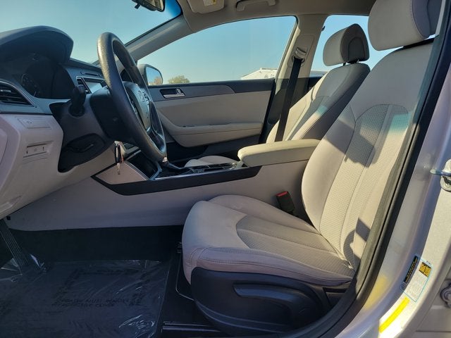 2016 Hyundai Sonata 2.4L SE