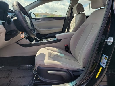 2016 Hyundai Sonata 2.4L SE