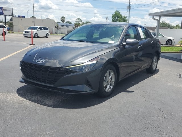 2021 Hyundai Elantra SE