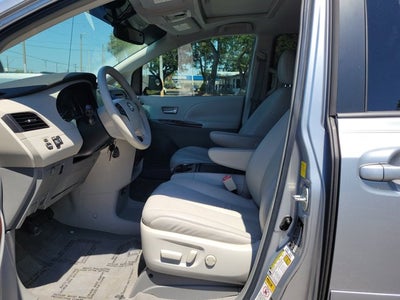 2011 Toyota Sienna Base
