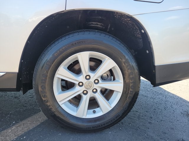 2013 Toyota Highlander Base