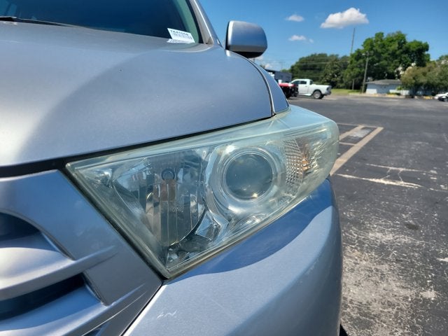 2013 Toyota Highlander Base