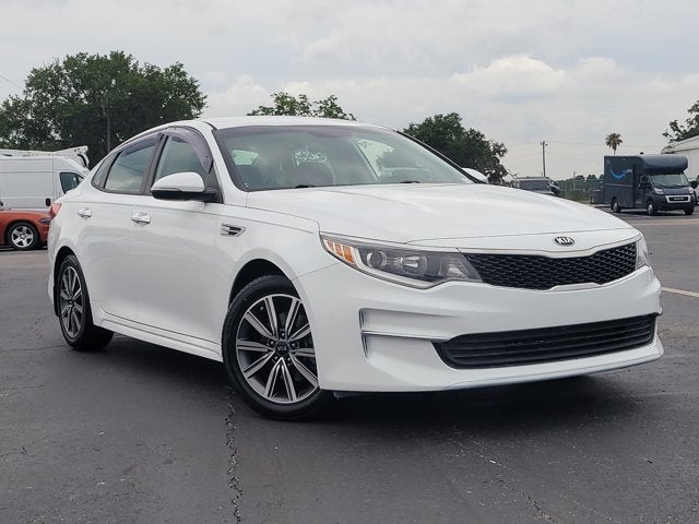 2018 Kia Optima LX AT's photo