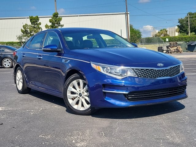 2018 Kia Optima EX AT's photo