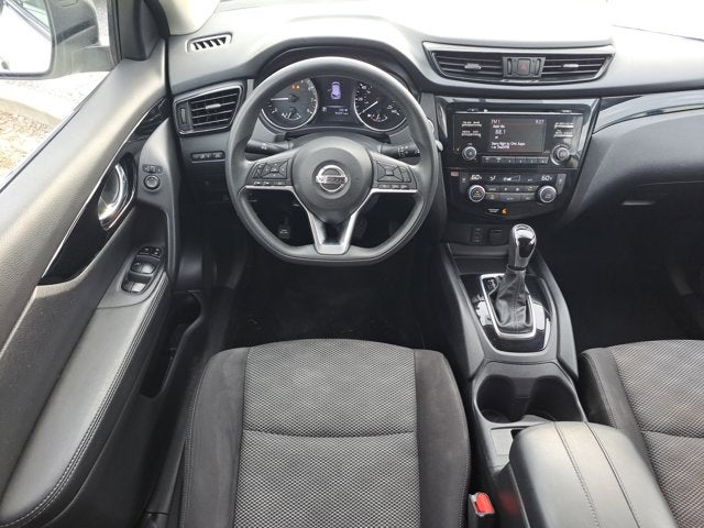 2017 Nissan Rogue Sport SV
