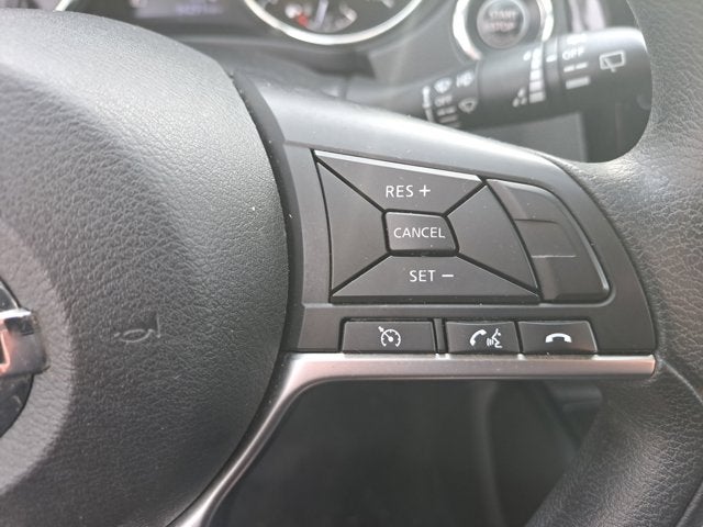 2017 Nissan Rogue Sport SV