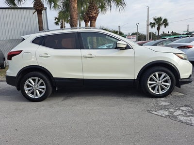 2017 Nissan Rogue Sport SV