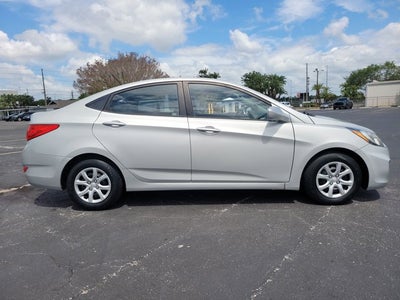 2013 Hyundai Accent GLS