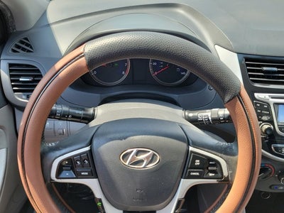 2013 Hyundai Accent SE