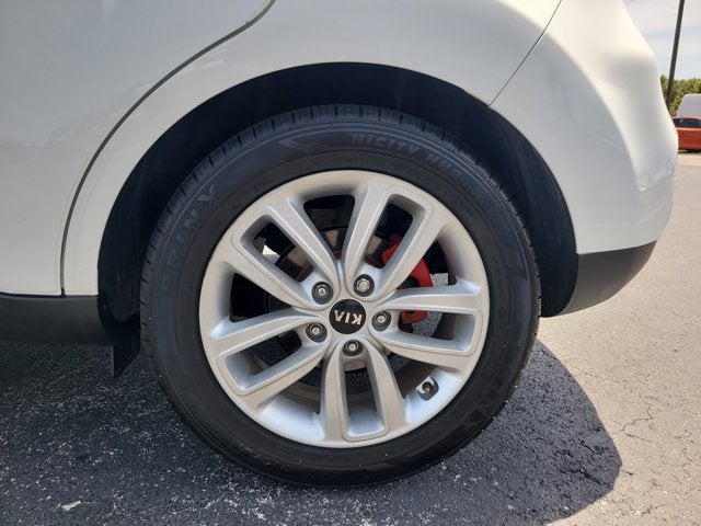 2019 Kia Soul +