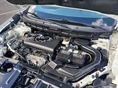 2016 Nissan Rogue Base