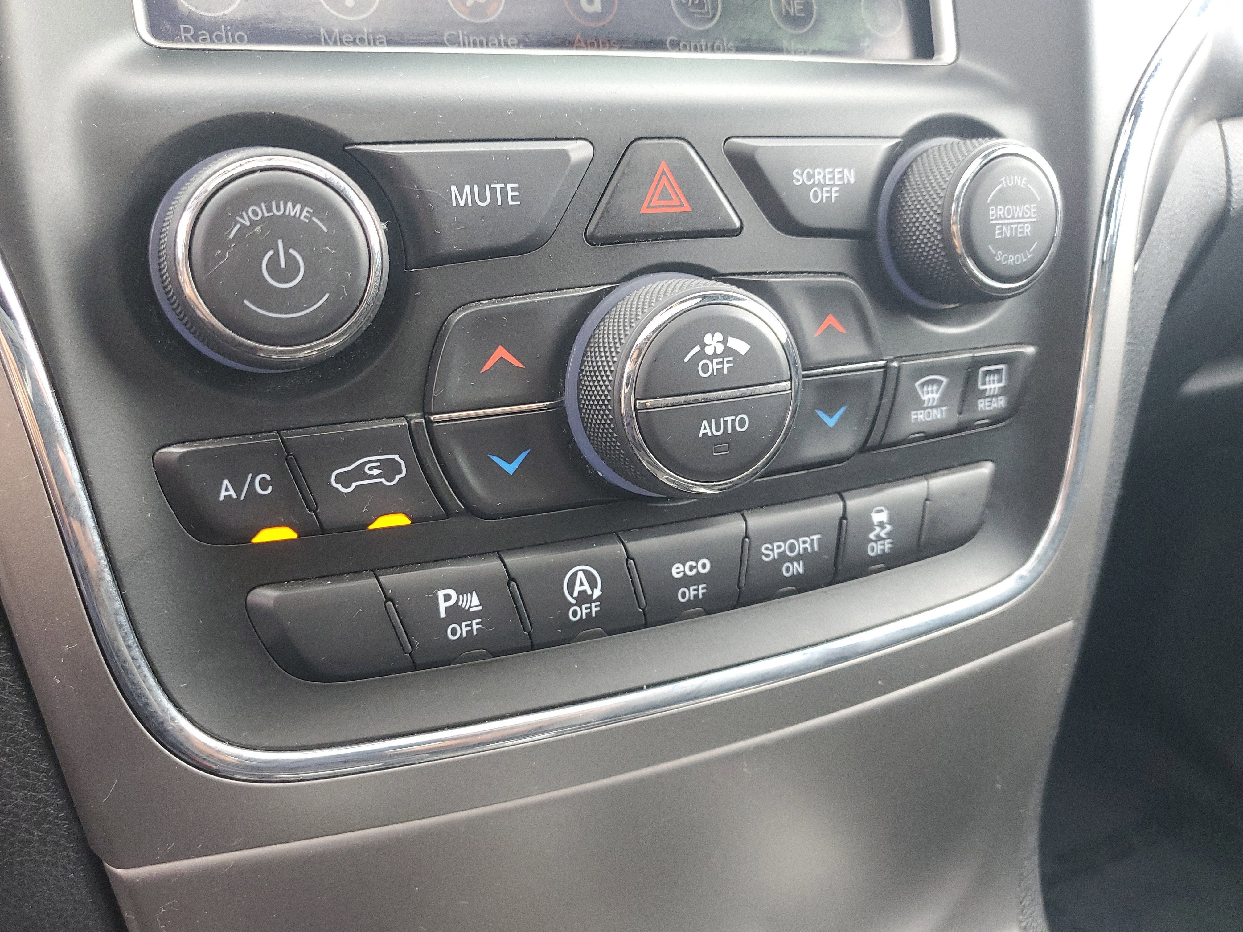 2018 Jeep Grand Cherokee Altitude