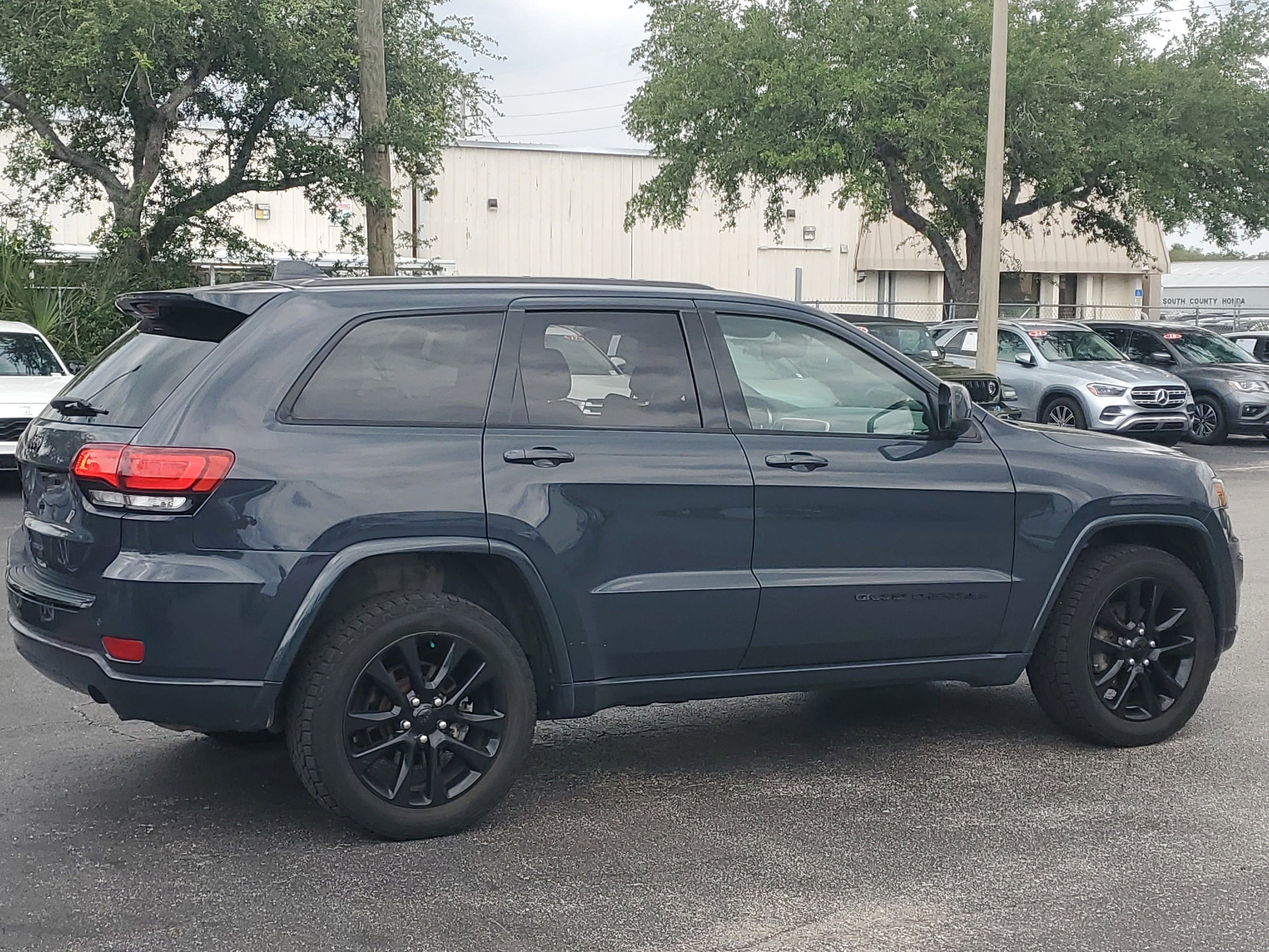 2018 Jeep Grand Cherokee Altitude