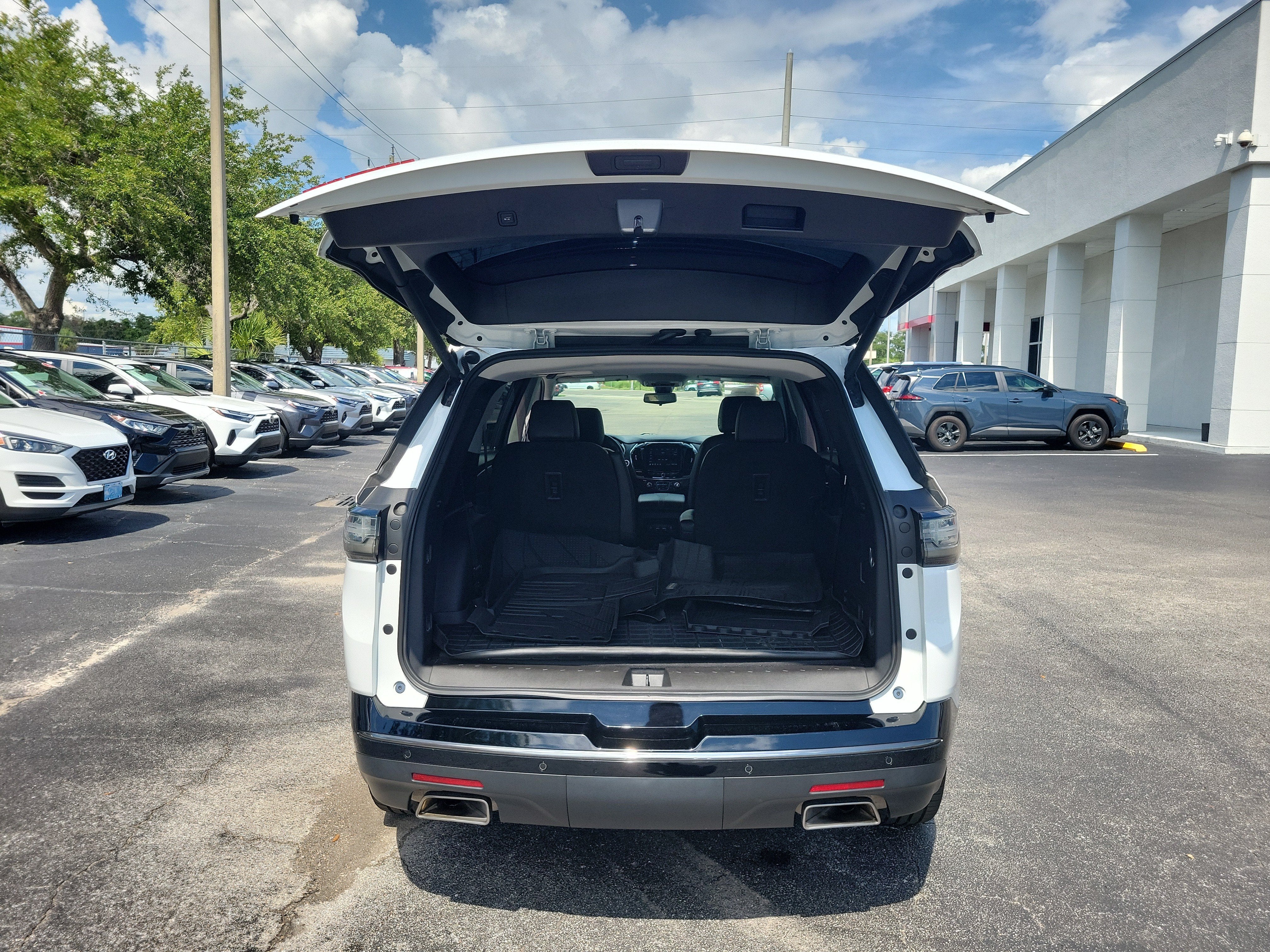 2020 Chevrolet Traverse Premier
