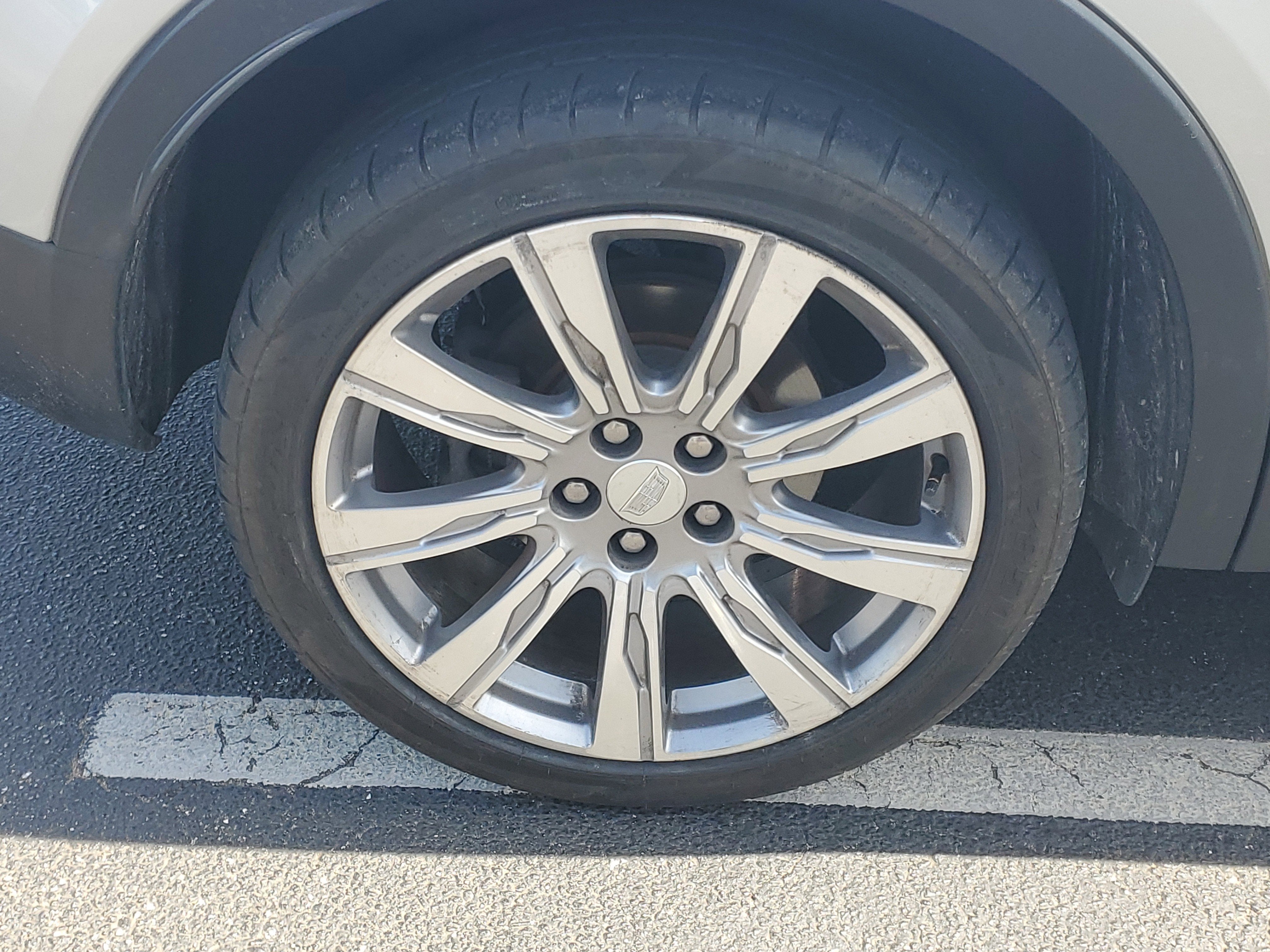 2019 Cadillac XT4 FWD Premium Luxury