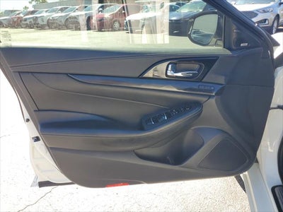 2022 Nissan Maxima Platinum
